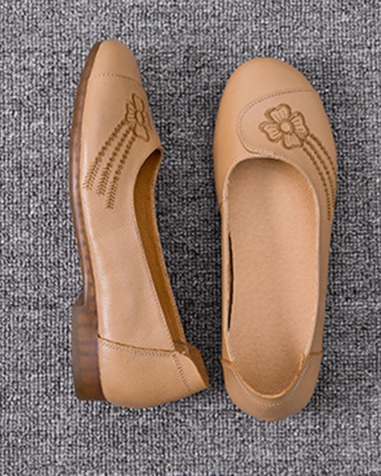 Women Brief Floral Pattern Cowhide Leather Round Toe Soft Sole Comfy Slip On Flats Women Brief Floral Pattern Cowhide Leather Round Toe Soft Sole Comfy Slip On Flats